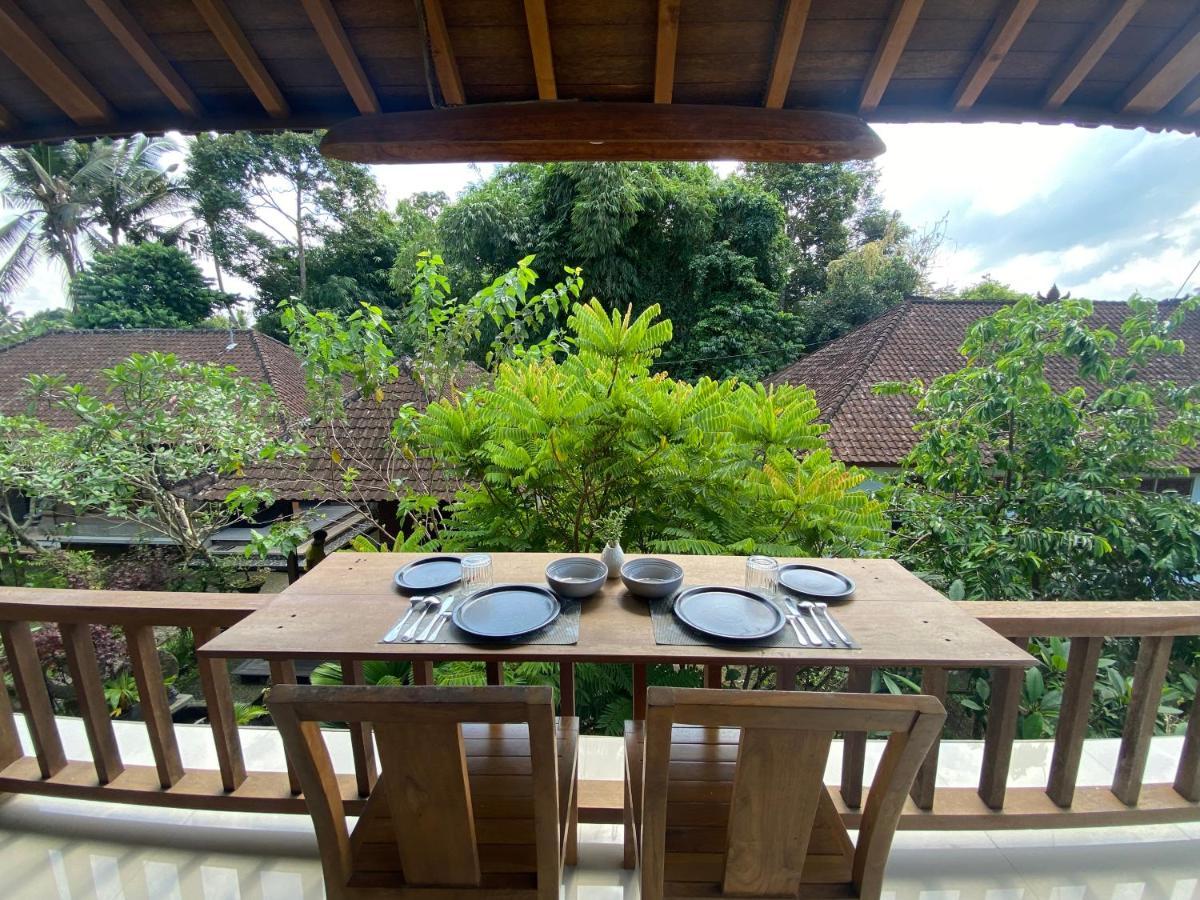 Umah Nik Kepitu Apartment Gianyar  Exterior photo